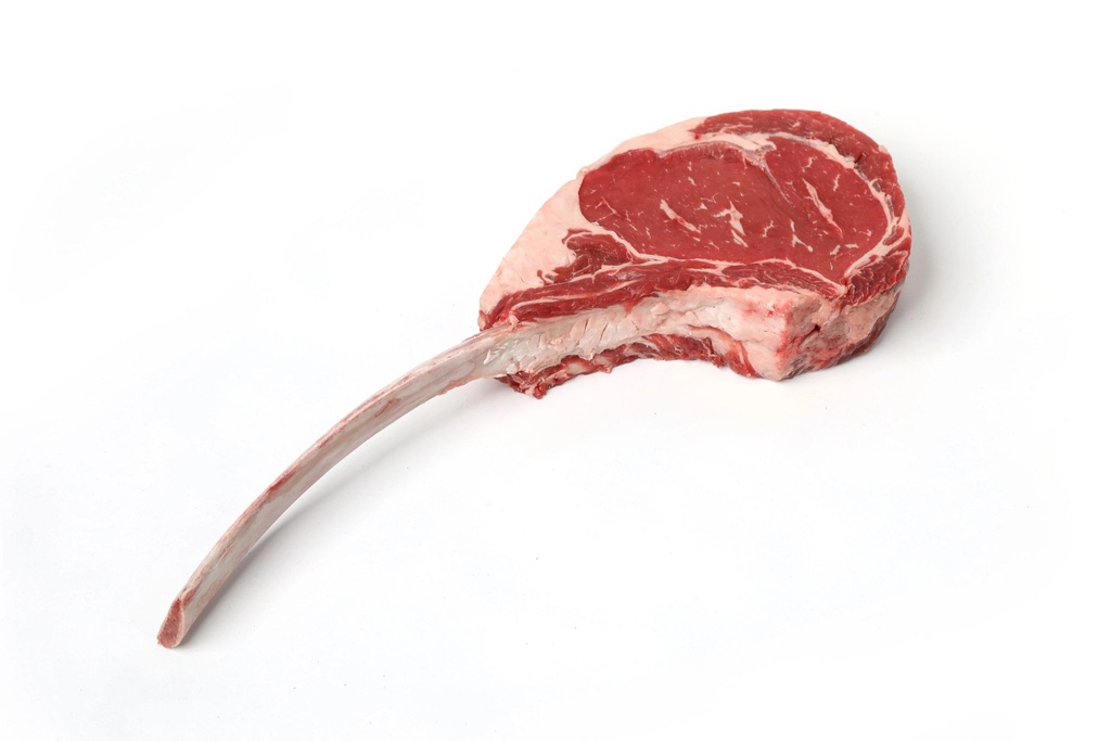 Beef tomahawk